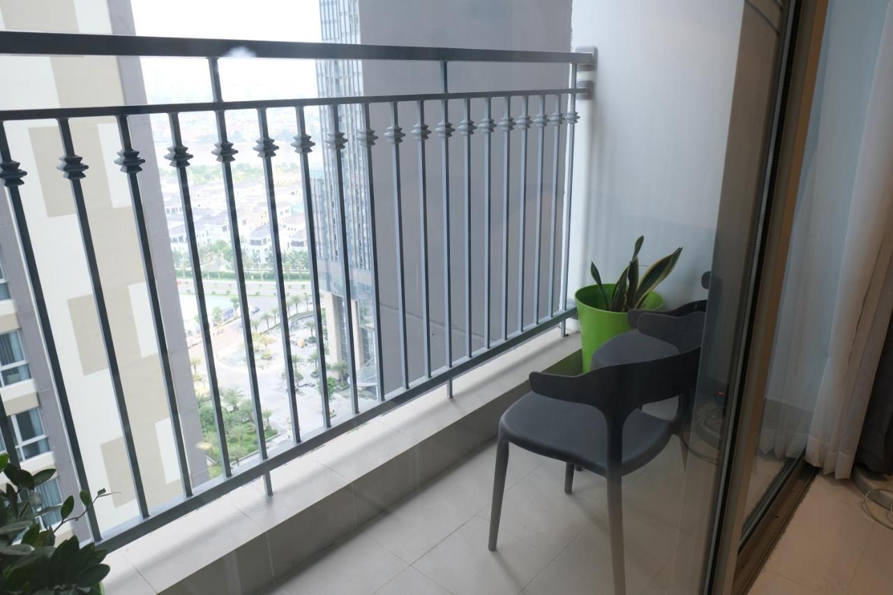 Vinhomes Central Park Jack Hai Luxury Service Apartment Хошимин Экстерьер фото