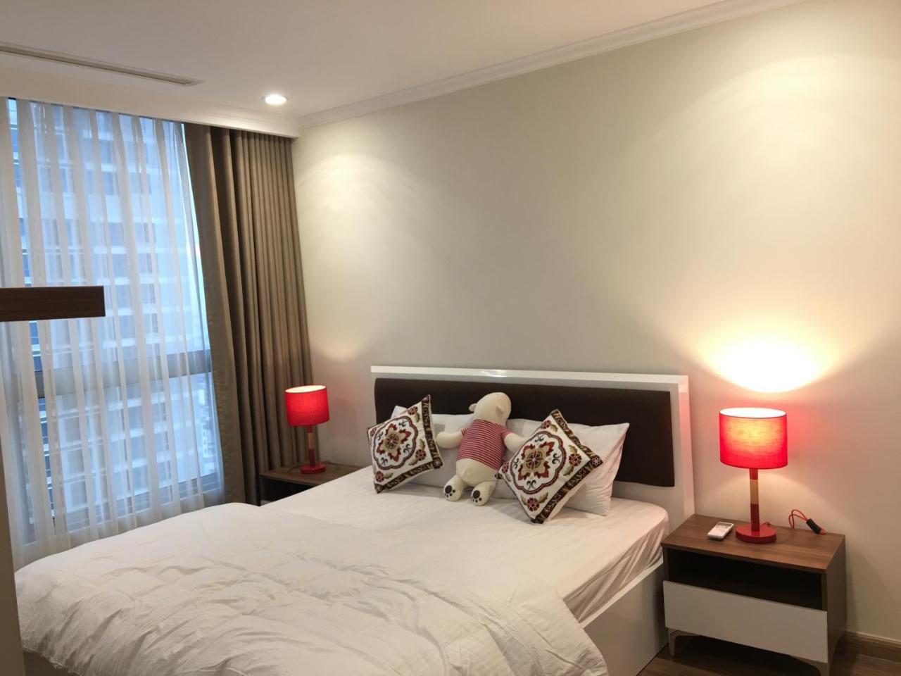 Vinhomes Central Park Jack Hai Luxury Service Apartment Хошимин Экстерьер фото