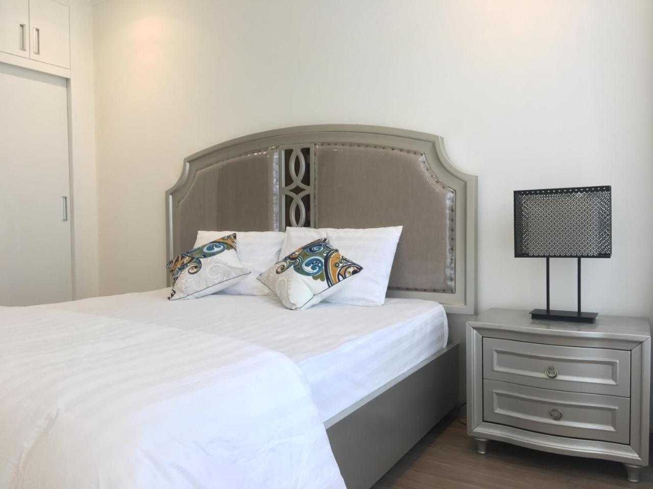 Vinhomes Central Park Jack Hai Luxury Service Apartment Хошимин Экстерьер фото