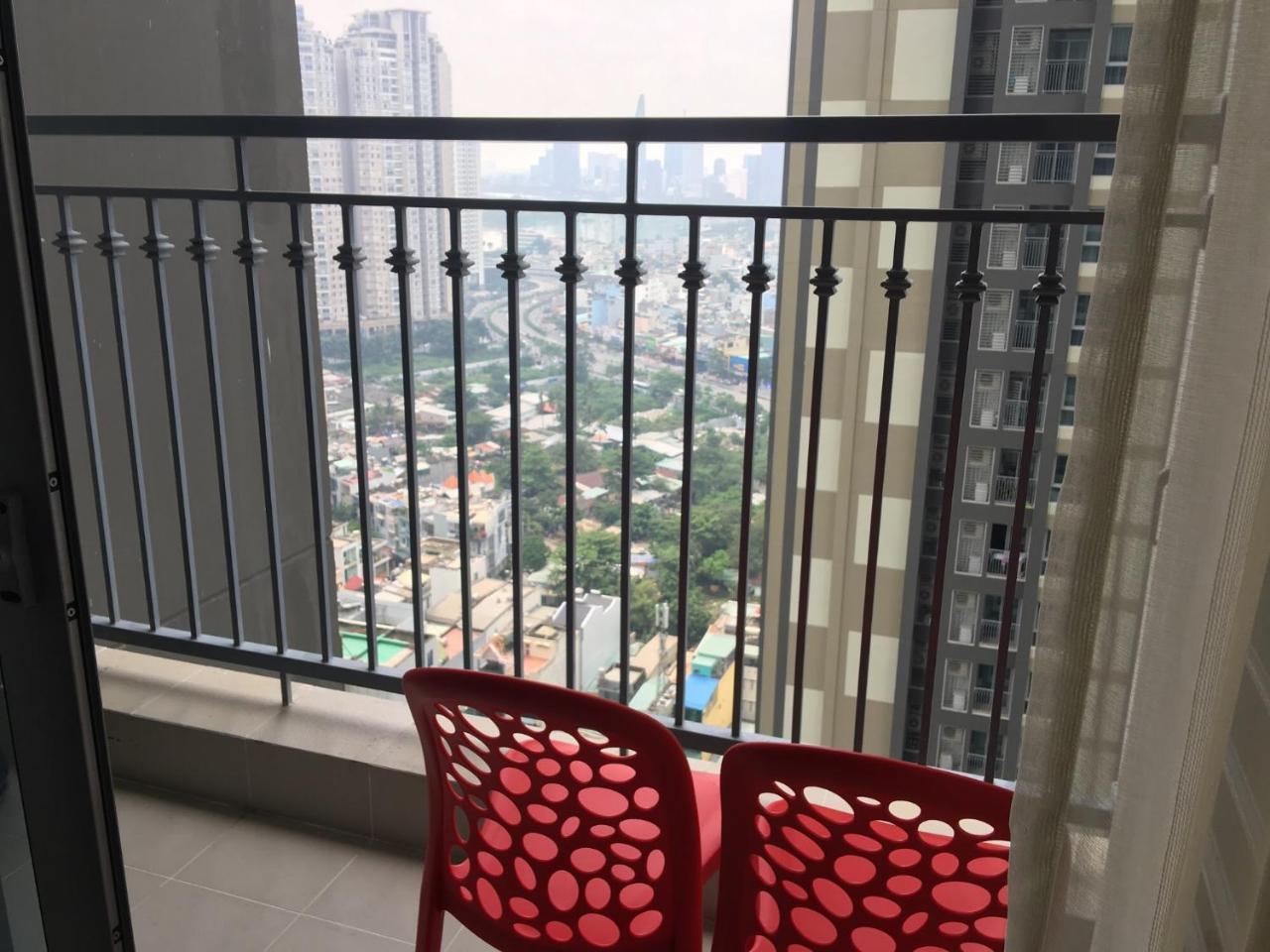 Vinhomes Central Park Jack Hai Luxury Service Apartment Хошимин Экстерьер фото