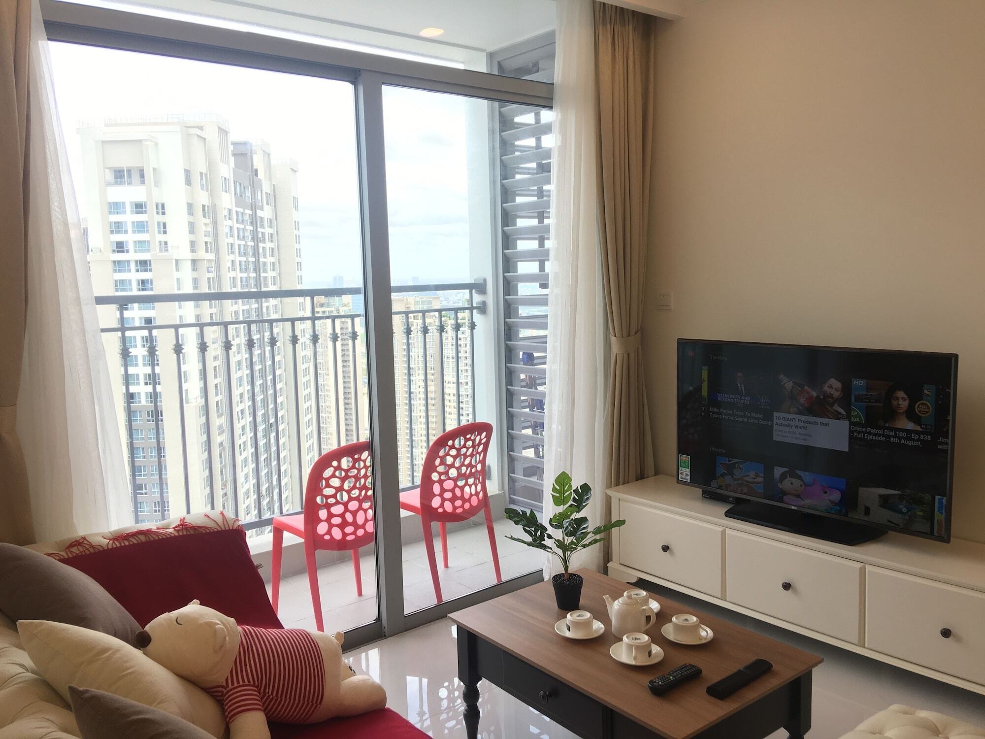 Vinhomes Central Park Jack Hai Luxury Service Apartment Хошимин Экстерьер фото
