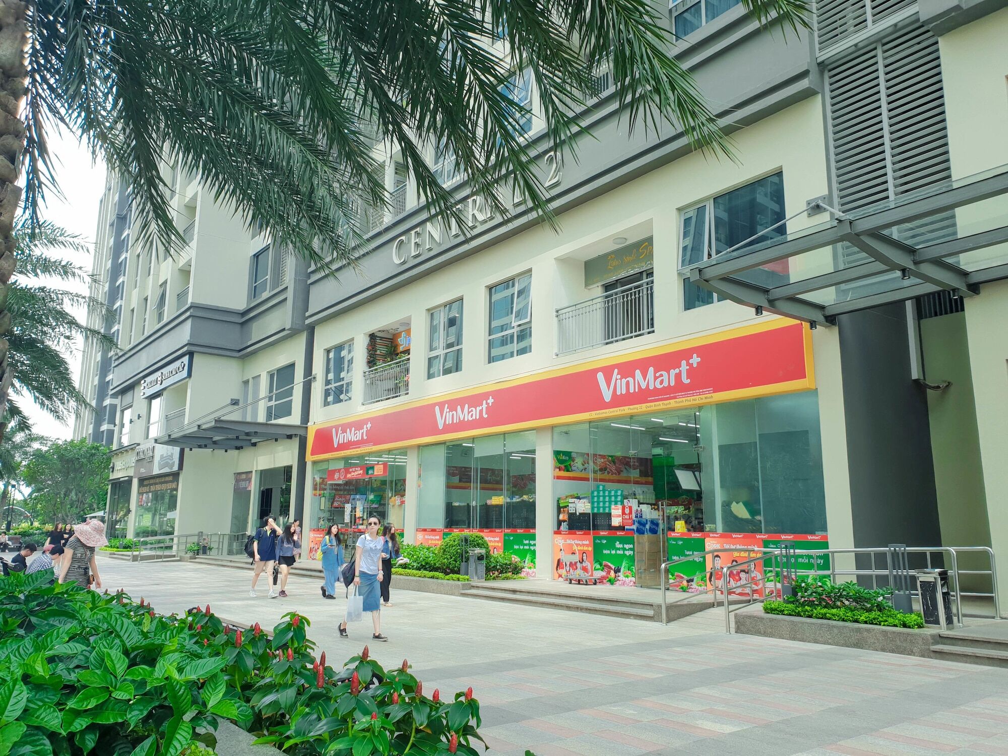 Vinhomes Central Park Jack Hai Luxury Service Apartment Хошимин Экстерьер фото