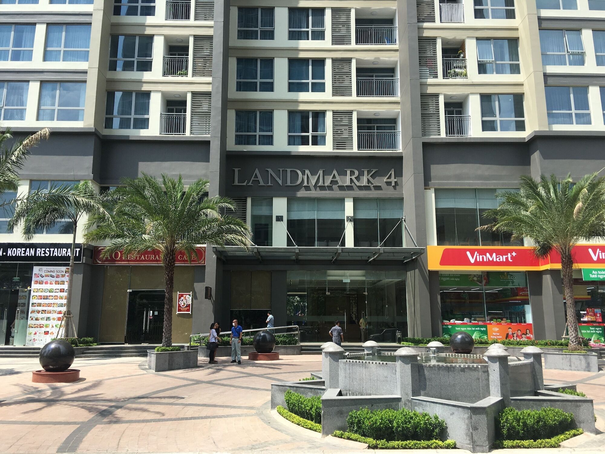 Vinhomes Central Park Jack Hai Luxury Service Apartment Хошимин Экстерьер фото