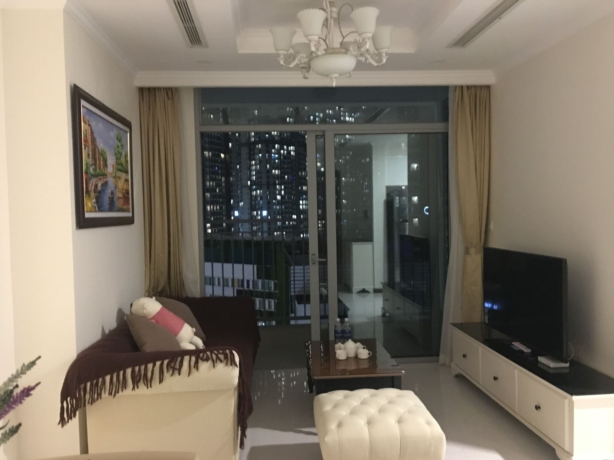 Vinhomes Central Park Jack Hai Luxury Service Apartment Хошимин Экстерьер фото